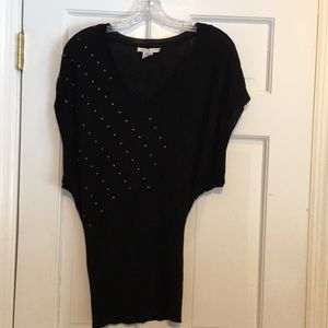 Urban Behavior black v-neck short sleeve sweater